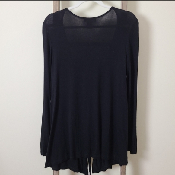 ⭐️40% Off⭐️ Kenar Black Tie Front Open Cardigan - Picture 2 of 8